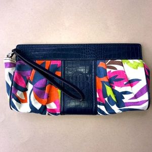Fabric Floral Pink Clutch for Summer Vacation Holds Passports
